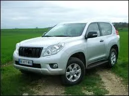 Voici un 4x4 Dacia Duster.