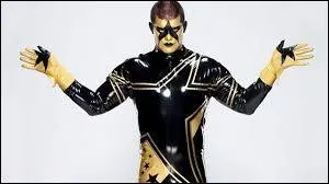 Comment s'appelle ce catcheur qui , pour lui, est dans l'espace ?