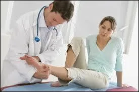 En 2002, chaque Français a dépensé moins de 1000 euros pour se soigner.