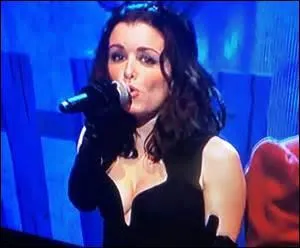 Depuis combien de temps fait-elle partie de la troupe des Enfoirés ?