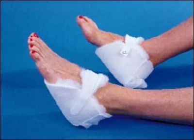 Quelles sont les zones du corps humain particulièrement touchées par les escarres ? Cochez l'intrus.