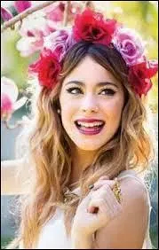 Dans la saison 3, qui aime Violetta ?