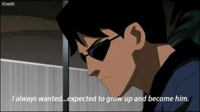 Qui sort avec Tim Drake ?