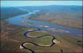 Parmi ces trois fleuves, lequel est le plus long ?