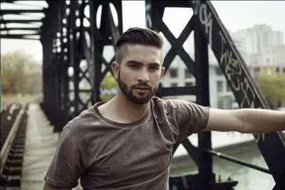 De quelle origine Kendji est-il ?