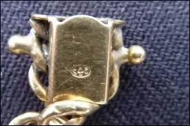 De quel animal la tête est-elle un poinçon pour l'or ?