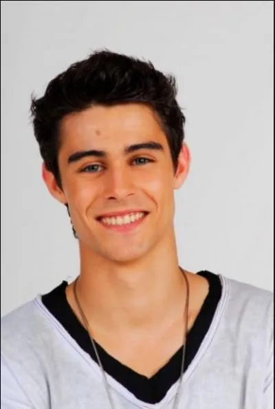 J'ai créé "Entre tu y yo", qui suis-je ?