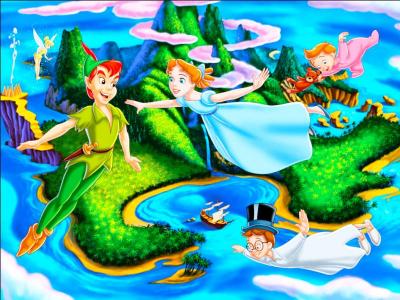 Comment est qualifié le pays où se rendent Jean, Michel et Wendy Darling en compagnie de Peter Pan ?