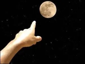 Quand le sage désigne la lune, l'idiot regarde...