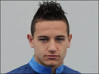 Quel est ce joueur de foot ?