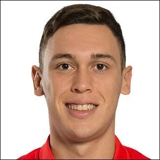 Quel est ce joueur de foot ?