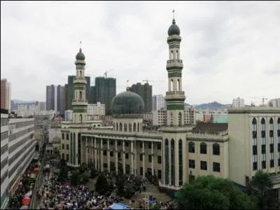 Quelle est la capitale du Turkestan oriental ?