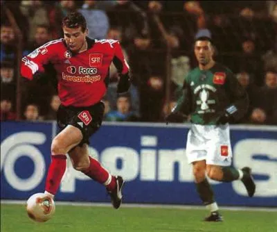 Qui fut le meilleur buteur du Stade Rennais et du championnat pendant la saison 2004-2005 ?