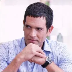 Qui est le père de Violetta ?