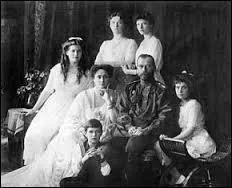 Durant la guerre civile, quels sont les deux camps qui se sont affrontés ?