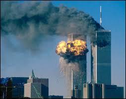 Combien d'avions terroristes sont projetés sur les tours jumelles du World Trace Center lors des attentats du 11 septembre 2011 aux États-Unis ?