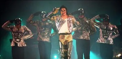 Combien de personnes ont assisté au History World Tour de Michael ?