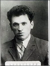 Comment s'appelait le président français assassiné par Paul Gorgulov en 1932 ?