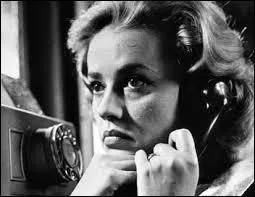 Quel serait le titre correspondant à : "Monte-charge pour la potence" ?