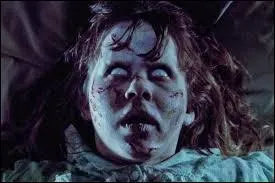 Une histoire très très flippante, accompagnée de femmes contorsionnistes, je parle bien sûr de...