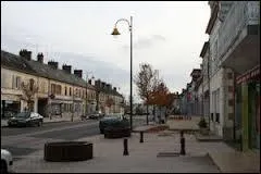 Nous sommes à Guérigny, ville bourguignonne située dans le département ...