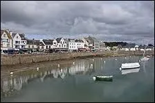 Nous partons à la découverte de La Trinité-sur-Mer. Ville bretonne située au cur de la Baie de Quiberon, elle se trouve dans le département ...
