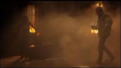 Qui chante "Just One Last Time" ?