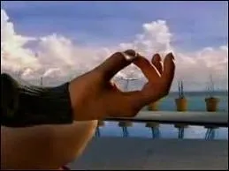 Le réalisateur et scénariste français est aussi connu pour ses spots publicitaires.
Pour quelle entreprise française a-t-il fait de la pub en 1999 et en 2002 ?