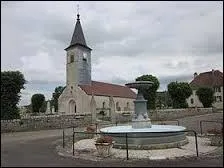 Nous nous trouvons à Marigny. Commune Jurassienne, elle se situe en région ...