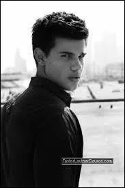 Tentation : Quand Jacob commence-t-il à changer ?