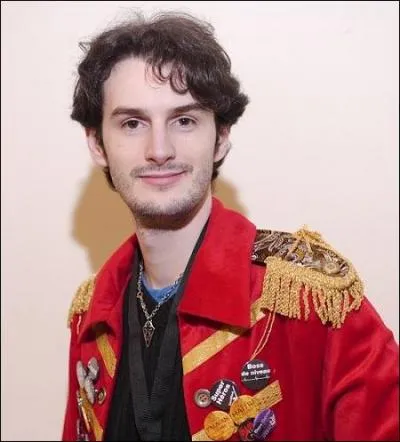 Quel est ce youtubeur ?