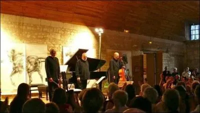 Quel grand compositeur est cette année mis à l'honneur au festival "Aux Ormes Mozartiens ! " ?