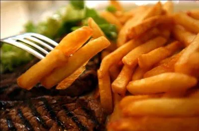 Un établissement bien connu de la ville de Poitiers ouvre une enseigne à Châtellerault. Lequel ?