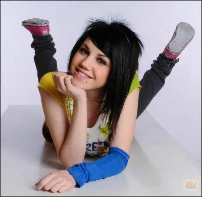 De qui Paula tombe-t-elle enceinte ?