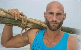 Voici un homme de 32 ans qui vient des Bouches-du-Rhône (13) et qui s'appelle...