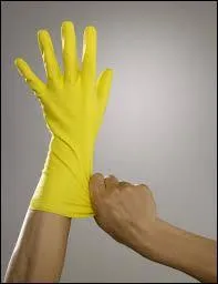 Quand on fait la vaisselle, il est quand même bien mieux de...