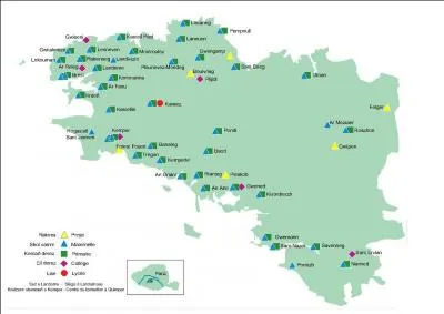 Quel nom portent les écoles bretonnes qui enseignent en breton ?