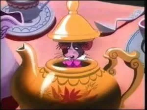 Que faut-il mettre sur le bout du nez de la souris pour qu'elle se calme lorsqu'on dit le mot ''chat'' ?