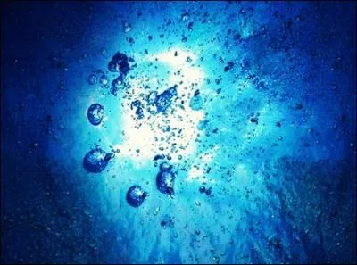 En 2012, quel était le pourcentage des zones très profondes sous l'océan qui étaient inexplorées ?