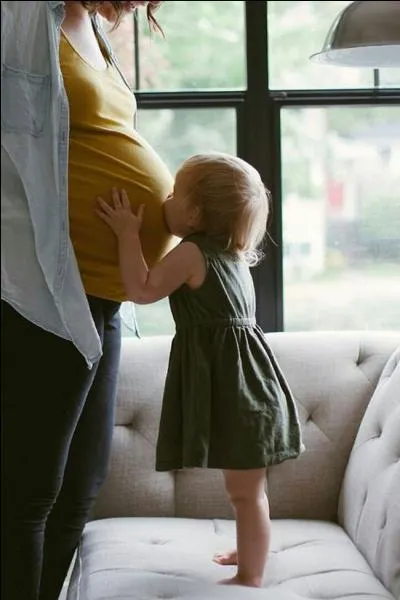 A quel chanteur doit-on le titre "Fais la bise à ta maman" en 1971 ?