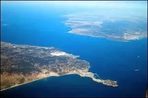 Quel autre nom est donné au détroit ?