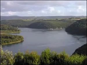 Si toutefois, vous avez bloqué sur une question, vous ------, momentanément.