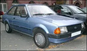 Quelle est cette ancienne Ford ?