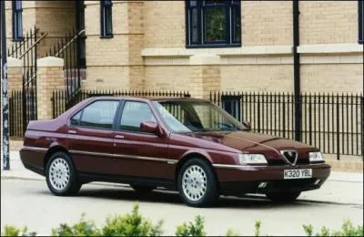 Quelle est cette ancienne Alfa Romeo ?