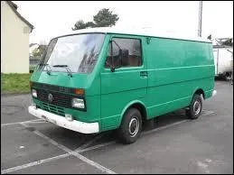 Quelle est cette ancienne Volkswagen ?