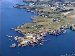 Quel est le titre de cette chanson de Laurent Voulzy dont voici quelques mots : "Moi des souvenirs d'enfance / En France / Violence / Manque d'indulgence..."