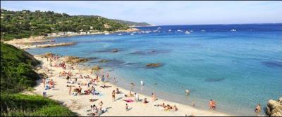 Elle borde la Côte d'Azur, fait la joie des vacanciers et isole la magnifique Corse. De quelle mer suis-je en train de vous parler ?