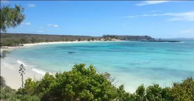 Il fut pendant un certain temps "Oriental" et sépare manifestement les deux principaux océans. De quel océan suis-je en train de vous parler ?