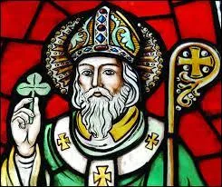 Il est fêté le 17 mars par toute une nation... Regardez bien l'image !