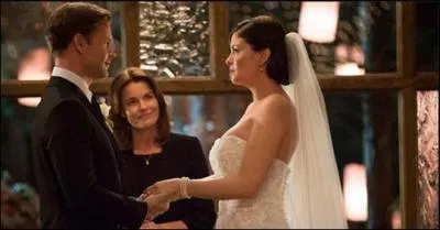 Qui est le témoin d'Alaric quand il se marie avec Jo ?